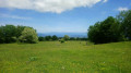 Panorama de Beauregard et Combe Danoi à travers champs ouverts et chemins Panorama de Beauregard et Combe Danoi à travers champs ouverts et chemins