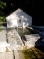 Der Brunnen der Heiligen Anna (Sainte-Anne) La Fontaine Sainte-Anne