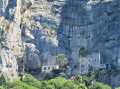Sentier Marcel Estruch und Grotte aux Œufs über den Saint-Pilon Sentier Marcel Estruch et Grotte aux Œufs par le Saint-Pilon