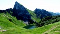 Lac d'Arvouin et Col de Vernaz Lac d'Arvouin et Col de Vernaz