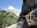 Le petit train d'Émosson, et vue sur le barrage Le petit train d'Émosson, et vue sur le barrage