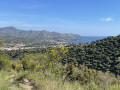 Monestir de Sant Pere de Rodes von Llança Platja de Cau del Llop Monestir de Sant Pere de Rodes depuis Llança Platja de Cau del Llop