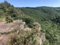 Le sentier du granite à la Roche d'Oëtre Le sentier du granite à la Roche d'Oëtre