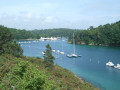 Landschaft und Ufer der Karsthöhle und des Belon beim Hafen von Rosbraz Campagne et bord de l'Aven et du Belon par le Port de Rosbraz