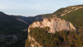 Le Château Narteau depuis Tenay Le Château Narteau depuis Tenay