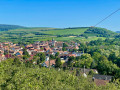 Zwei Ambienten zwischen den Höhen des Limbergs und dem Rheinufer Deux ambiances entre hauteurs du Limberg et bord du Rhin