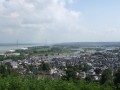 Vue de Honfleur et du pont de Normandie depuis le point de vue en haut de la colline